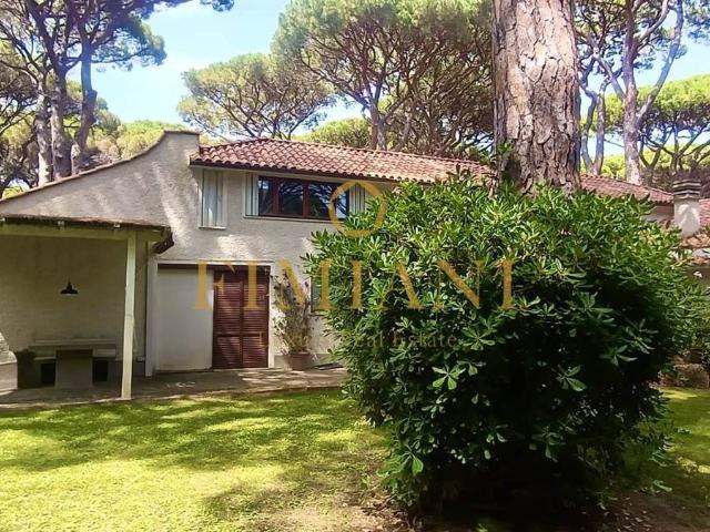 Villa unifamiliare Località Roccamare, Rocchette, Roccamare, Riva del Sole, Castiglione della Pescaia