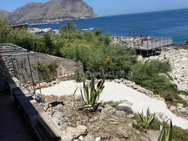 Villa unifamiliare Lungomare Cristoforo Colombo, 3161, Addaura, Palermo