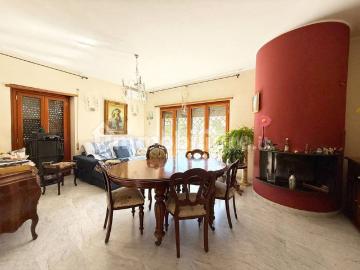 Villa unifamiliare Lungomare delle Sirene, Torvaianica Celori Mare, Pomezia