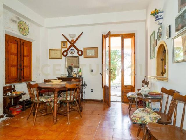 Villa unifamiliare Strada Regionale Mareneve SNC, Linguaglossa