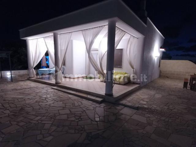 Villa unifamiliare Strada Statale di Egnazia, Carovigno