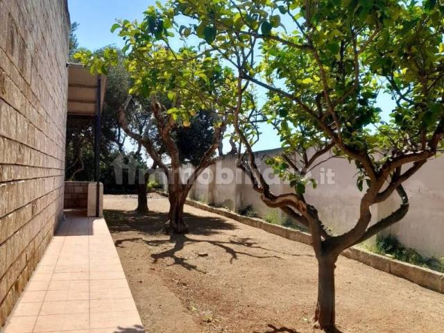 Villa unifamiliare piazzale Italia 1, Torre Ovo, Maruggio