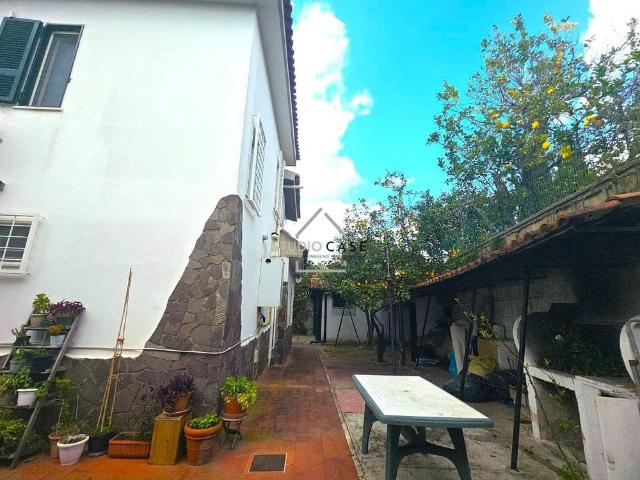 Villa unifamiliare via Monte Nuovo Licola Patria 122, Monterusciello, Pozzuoli