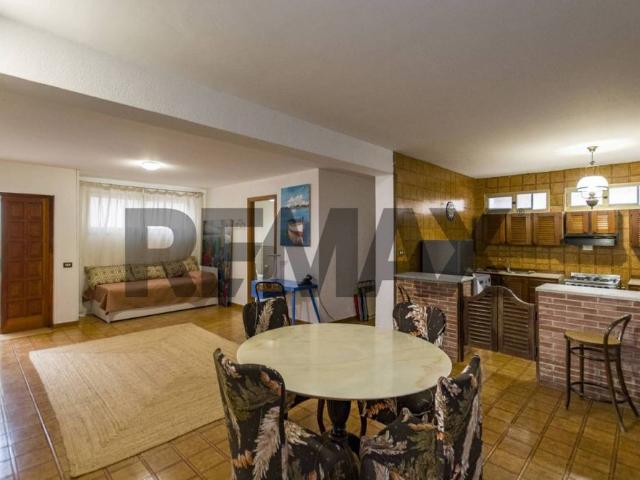 Villa unifamiliare via Nesea 27, Mondello Valdesi, Palermo