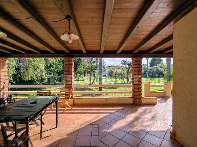 Villa unifamiliare via Nino Romano, Centro, Milazzo