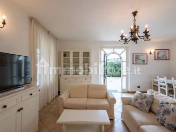 Villa unifamiliare via Antonio Canova 32, Vittoria Apuana, Forte dei Marmi