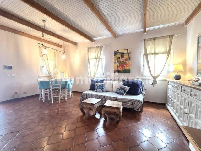 Villa unifamiliare via Campania, Torre Marina Lido di Tirrenella, Ardea