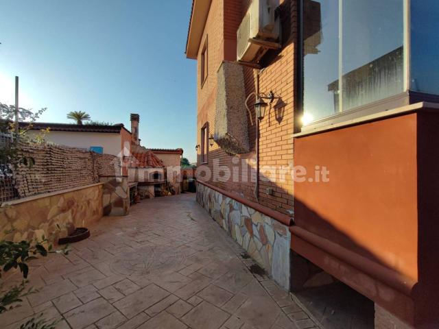 Villa unifamiliare via Due Pini 44, Spadellata Cinque Miglia, Anzio