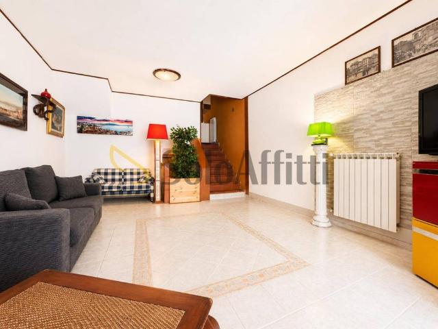 Villa unifamiliare via Due Portoni, Chiaiano, Napoli