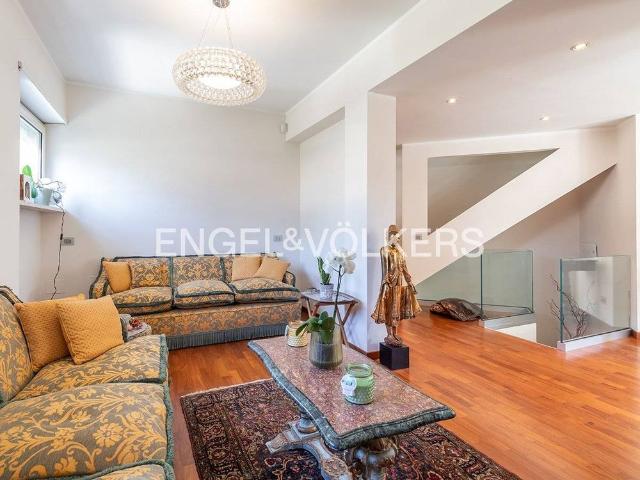 Villa unifamiliare via del Tibet, Eur, Roma