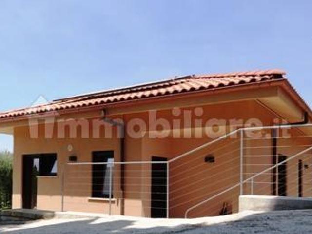Villa unifamiliare via della Villa, Formello