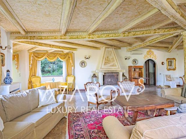Villa unifamiliare via di Valle Vescovo, Due Ponti, Roma