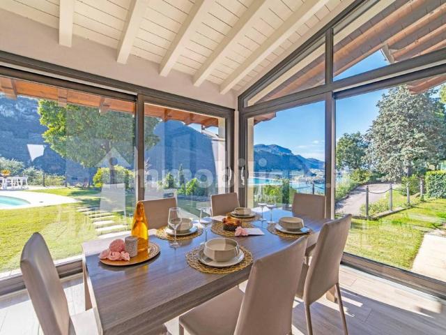 Villa unifamiliare via Fenice 3B, Pilzone, Iseo