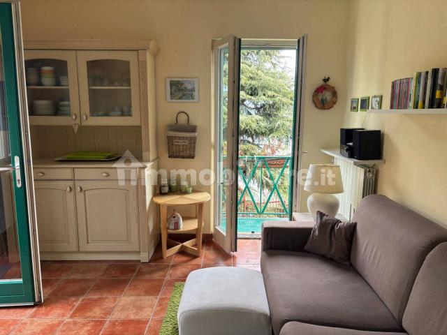 Villa unifamiliare via Gargarino, Centro, Riva di Solto