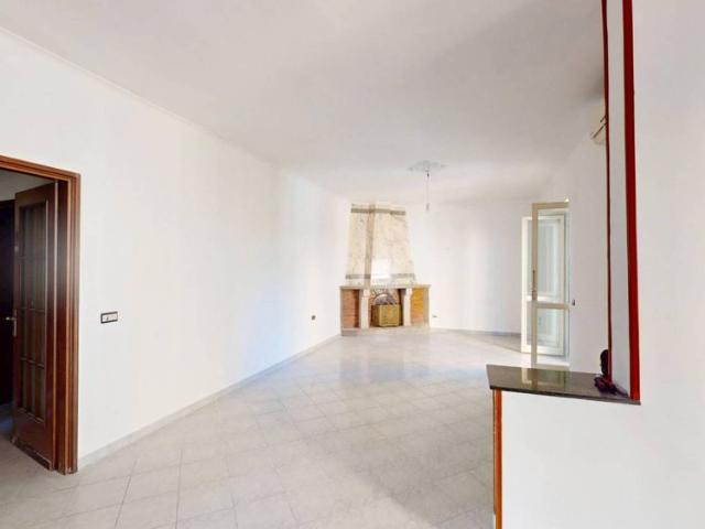 Villa unifamiliare via Giulia Lama, Barra, Napoli