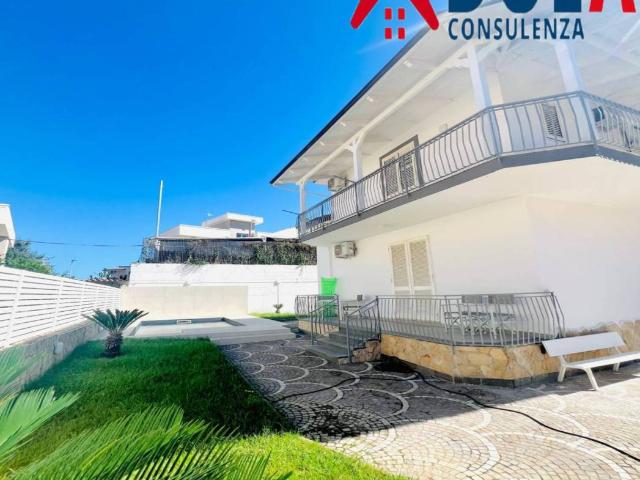 Villa unifamiliare via Lago Patria, Lago Patria, Giugliano in Campania