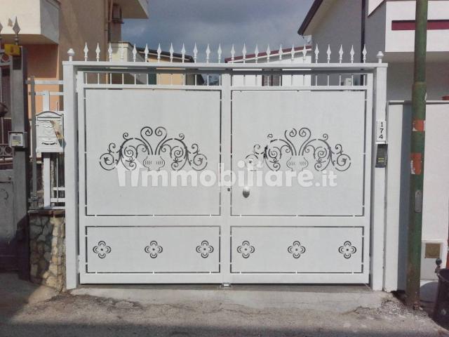 Villa unifamiliare via Lago Patria 271B, Lago Patria, Giugliano in Campania