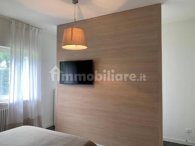 Villa unifamiliare via Leonardo da Vinci, Roma Imperiale, Forte dei Marmi