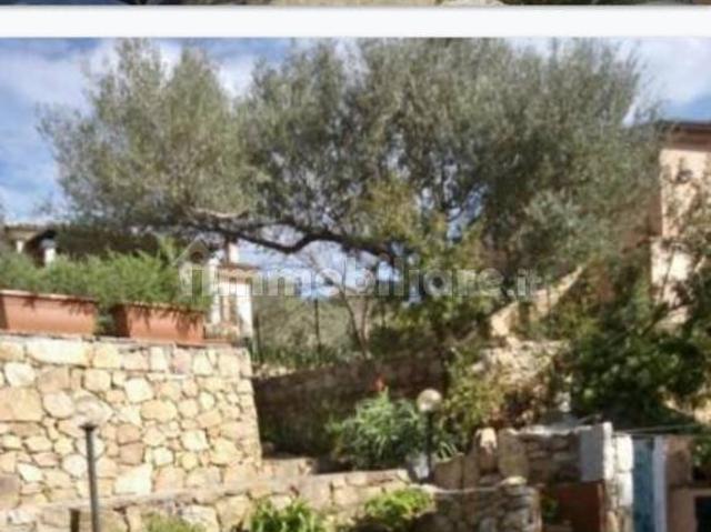 Villa unifamiliare via Liguria, Centro, San Teodoro