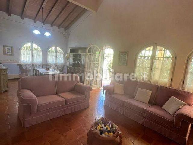 Villa unifamiliare via Piave, Centro, Forte dei Marmi