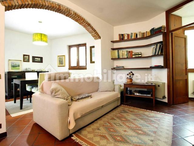 Villa unifamiliare via Plinio 7, Centro, Torno