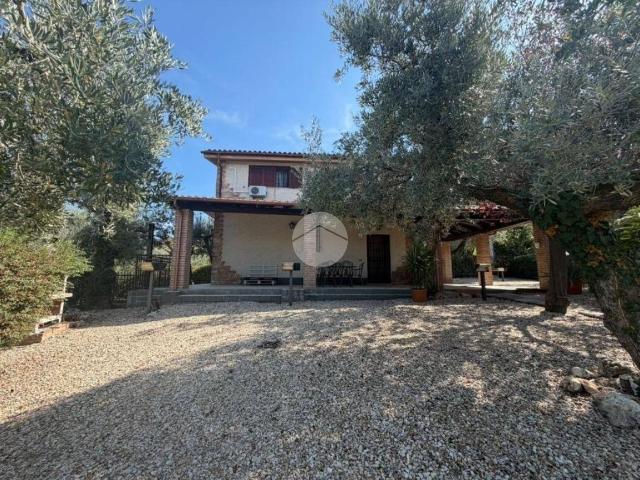 Villa unifamiliare via pomonte 2, Fara in Sabina