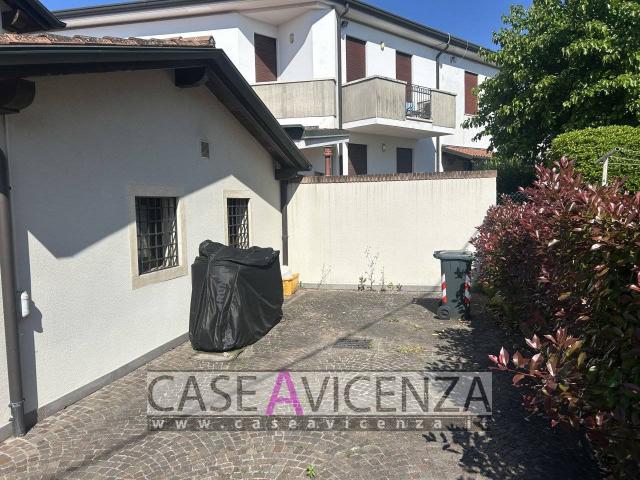 Villa unifamiliare via Roma 21, Centro, Camisano Vicentino