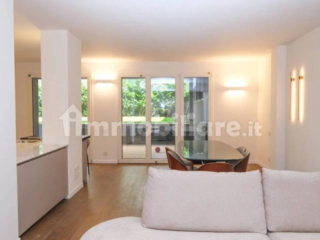 Villa unifamiliare via Stendhal, Solari, Milano