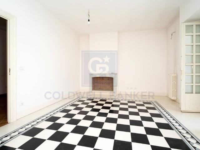 Villa unifamiliare via Salvo D'Acquisto 11, Centro, Gioia del Colle