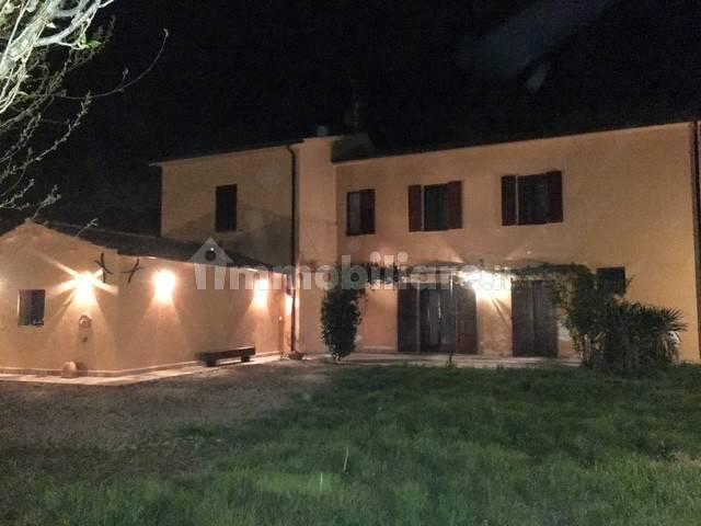 Villa unifamiliare via Sant'Angelo 20, Centro, Cannara