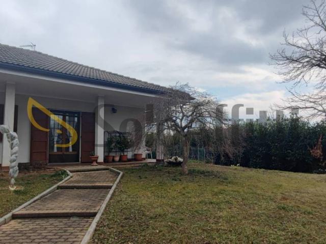 Villa unifamiliare via Tetti Valfrè 1, Tetti Valfrè, Orbassano