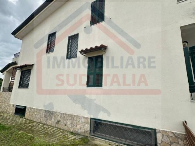 Villa unifamiliare via Vicinale Torre Scafati, Varcaturo, Giugliano in Campania