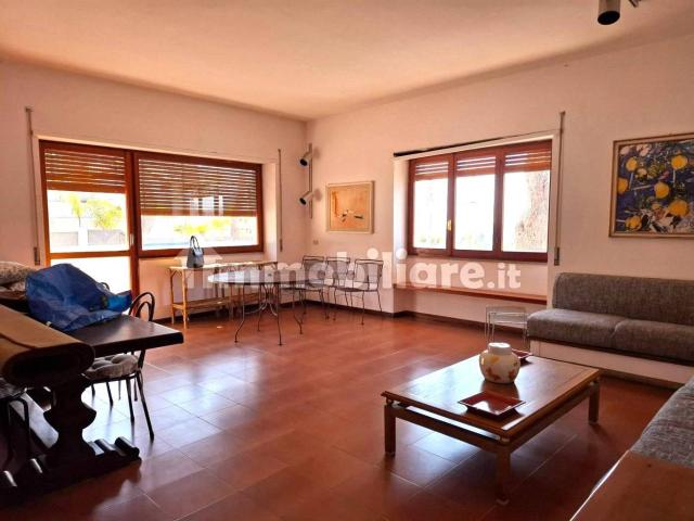 Villa unifamiliare viale degli Oleandri 3, Monti D'Arena Bosco Caggione, Pulsano