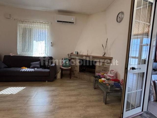Villa unifamiliare viale Torrente Tidone 3, Bagnara Destra Volturno, Castel Volturno