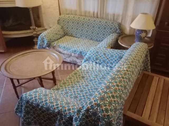 Villa unifamiliare Vico Porto sos Alinos 44, Sas Linnas Siccas, Orosei