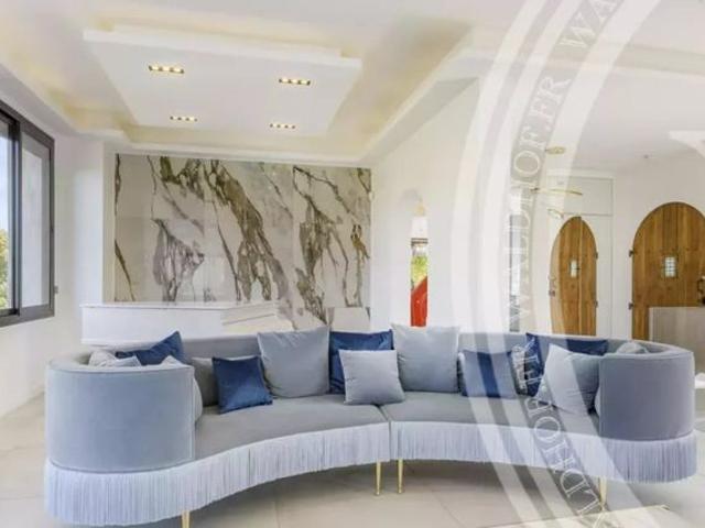 Villa • Vallergues