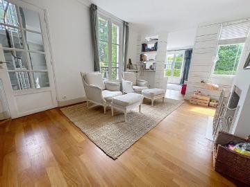 Villa • Vaucresson