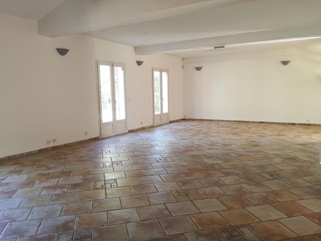 VILLA VELAUX 6 pièce s 190m2
