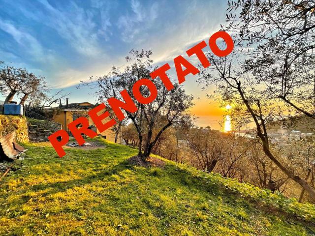 Villa Via Nostra Signora del Fulmine 21 6 vani 85mq