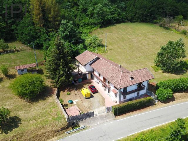 Villa / Villetta in vendita a Bistagno