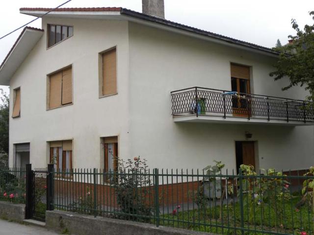 Villa / Villetta in vendita a Osiglia