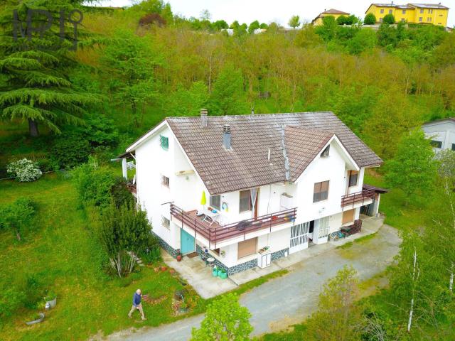 Villa / Villetta in vendita a Melazzo