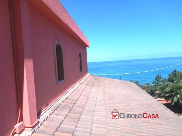 Villa vista mare a Messina