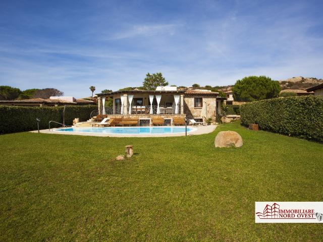 Villa vista mare a San Teodoro