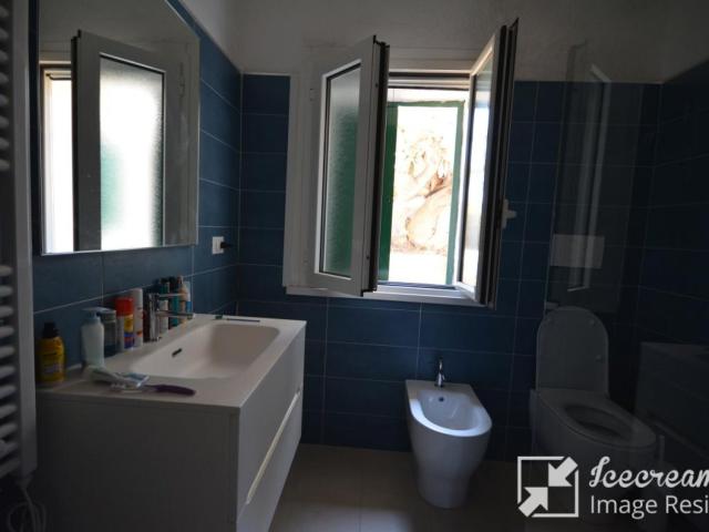 Villa Vista Mare con Terrazza e Giardino a Giglio Porto