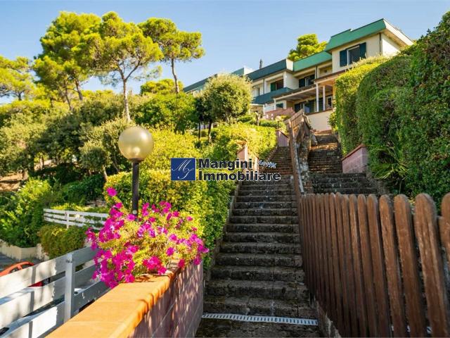Villa vista mare, Livorno quercianella