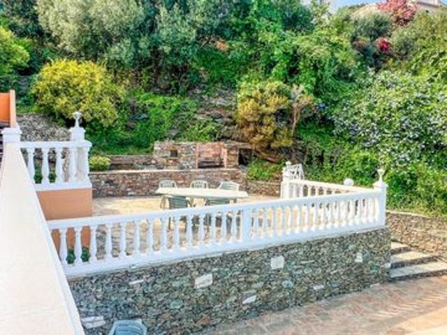 VILLA VUE MER ET PISCINE EN CORSE