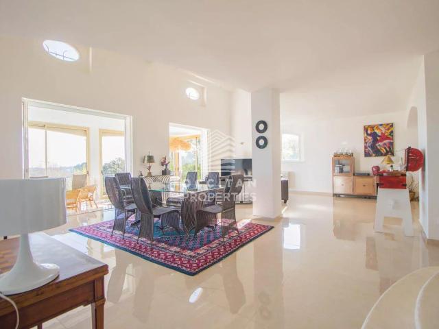 Villa vue mer Panoramique à 10 minutes de Cannes 294m² Cannes