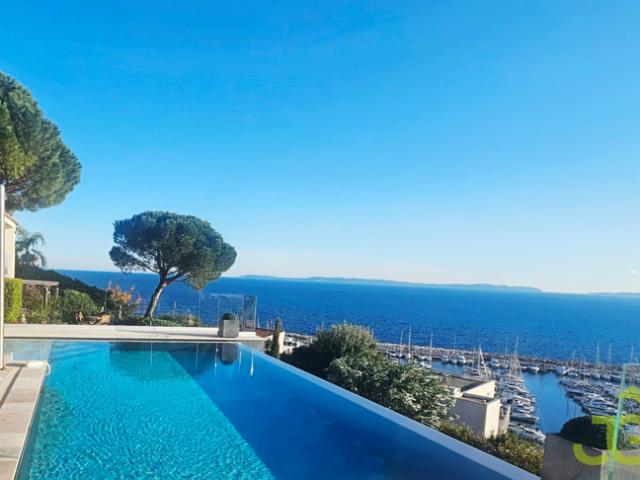 Villa vue mer proche centre