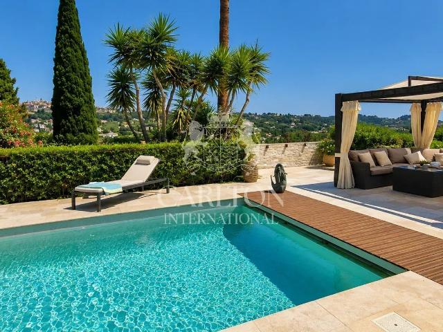 Villa vue Saint Paul de Vence et Mer 166m² La Colle sur Loup